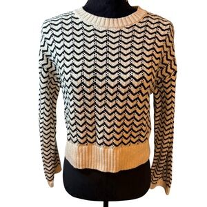 Marled | Black and Cream Chevron Cropped Sweater | Sz S